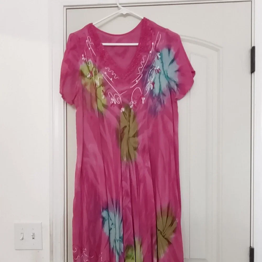 Dress - Picture 1 of 2